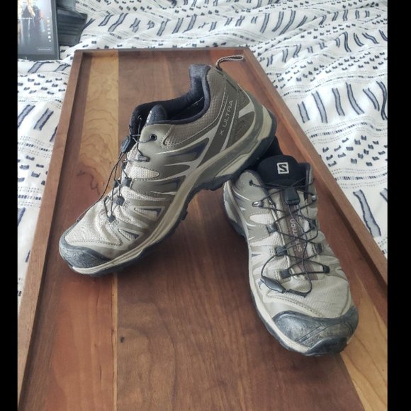 Salomon Shoes - Salomon X Ultra 3 GTX gortex contragrip Womens size 10 hiking shoes
